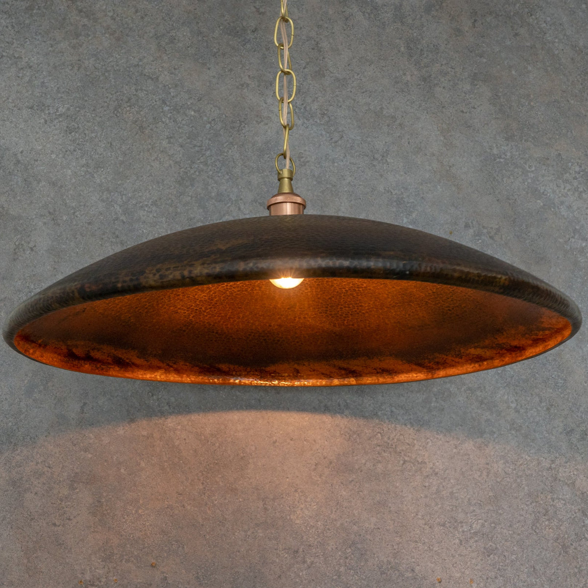 Hammered Copper Saucer Pendant Light — product detail 6