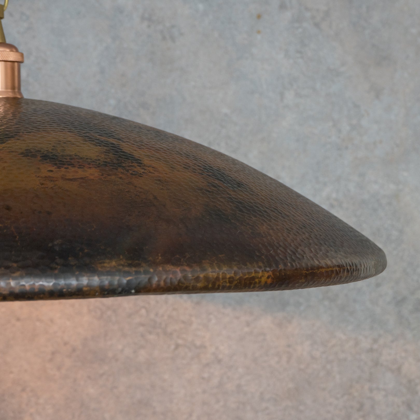 Hammered Copper Saucer Pendant Light — product detail 4
