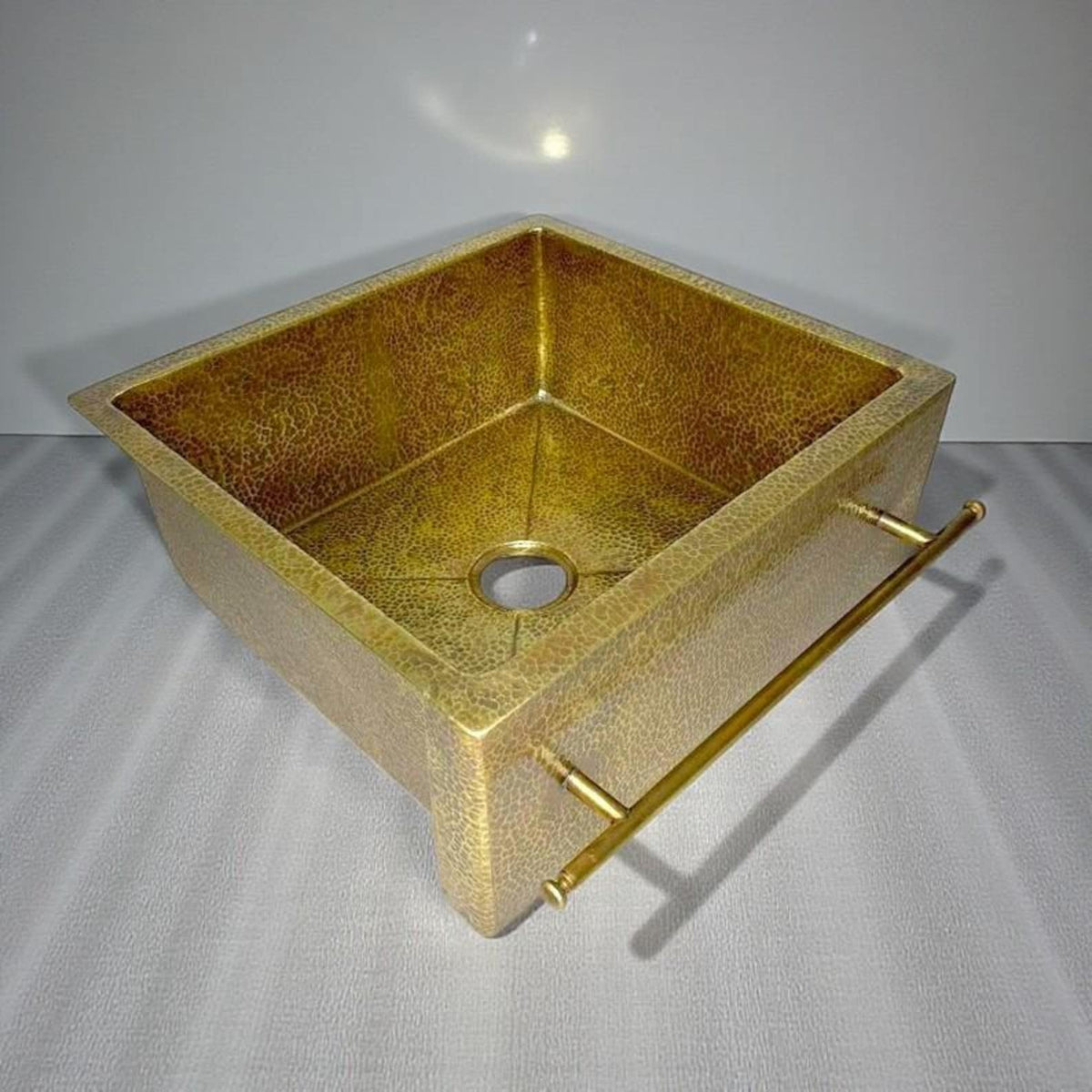 Handcrafted Unlacquered Brass Farmhouse Sink
