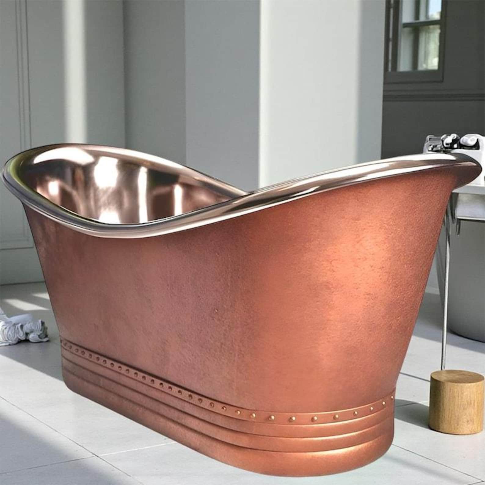 Handmade Hammered Copper Soaking Tub: Antique Copper Bathtub