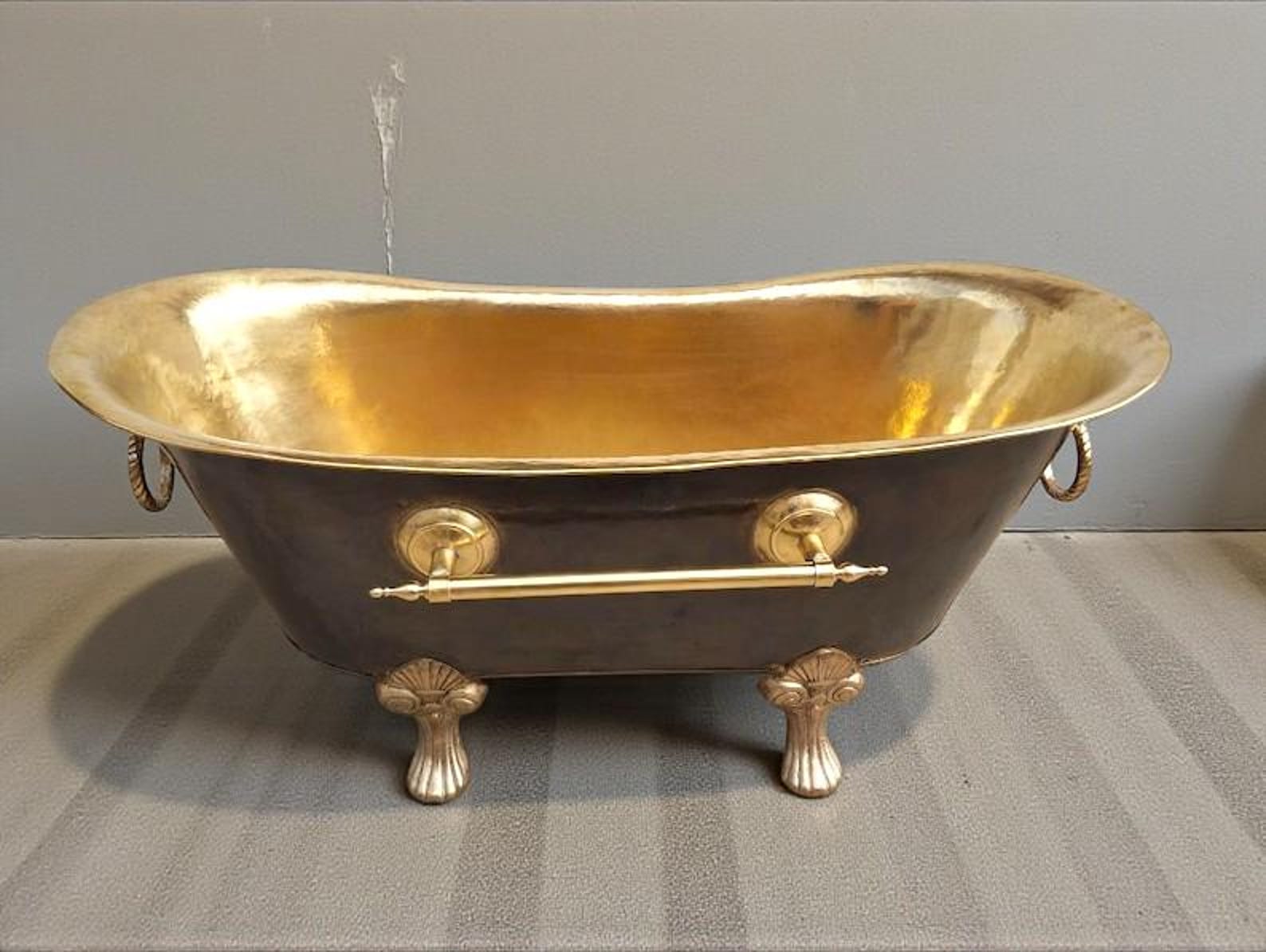 Handmade Brass Clawfoot Soaking Bathtub: Black Patina Finish, Outdoor & Indoor Tub