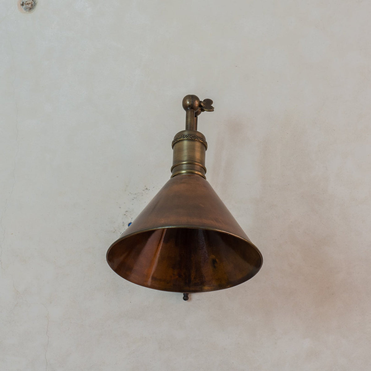 Oxidized Copper Swing-Arm Wall Sconce — product detail 5